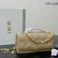 CEM275 The new fashionable diamond-patterned chain bag for ladies is highly fashionable and versatile It is an exquisite gift and an excellent choice for giving as a present 21x12cm