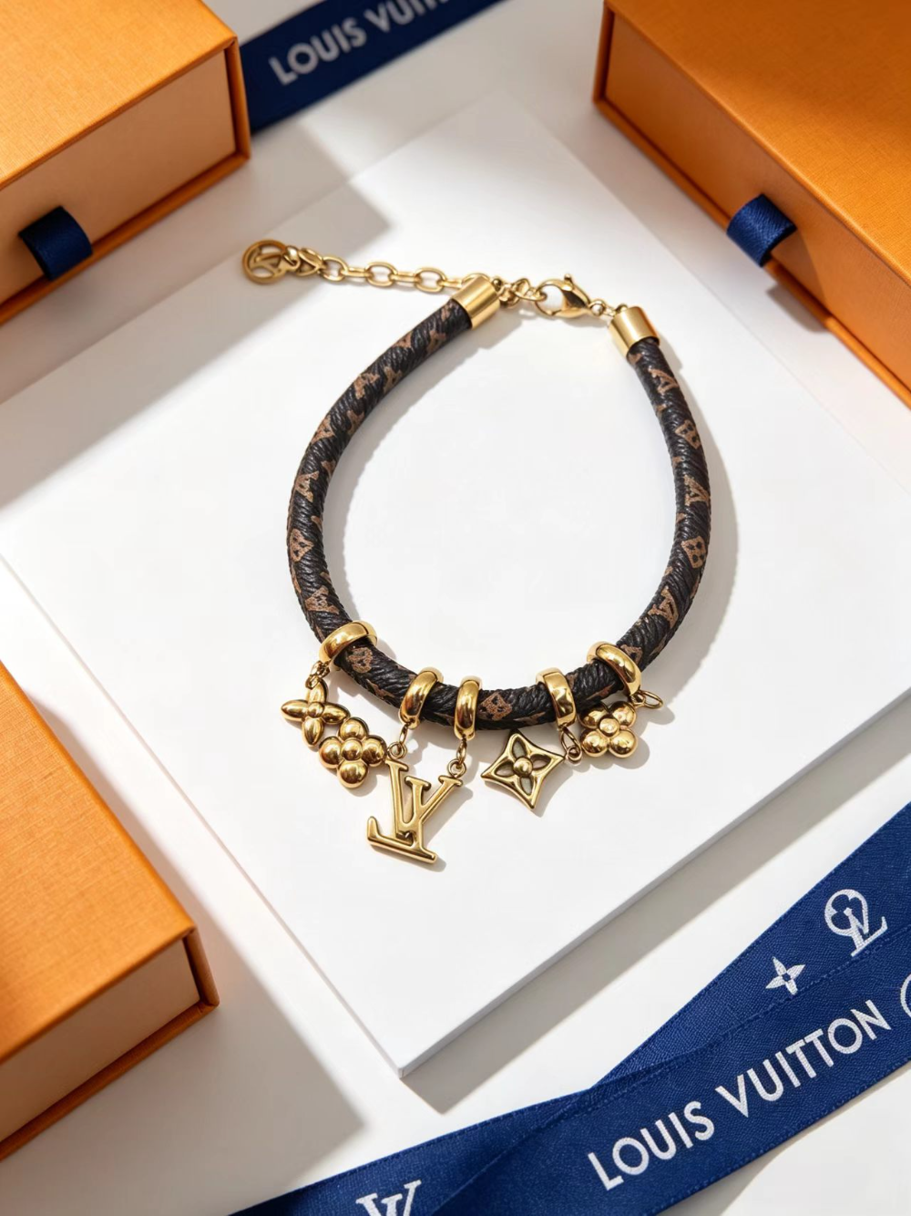 LEM657 New trendy European-style titanium bracelet with letter pendant suitable as a couple's accessory for ladies