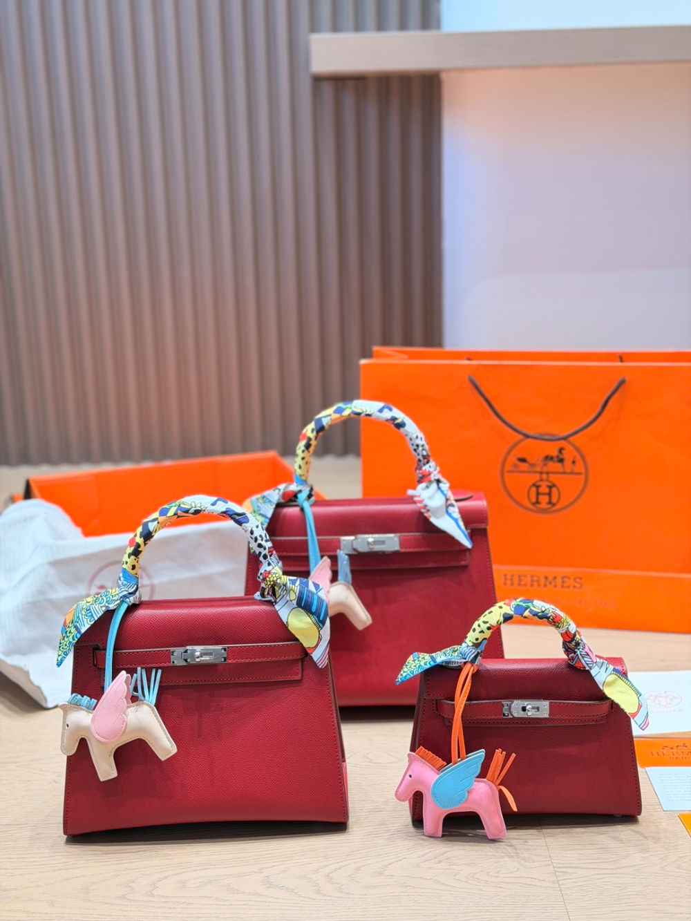 HEM138 New arrive fashion red peach red pink brown white dark green color bag for woman beautiful gift to choose 3 size