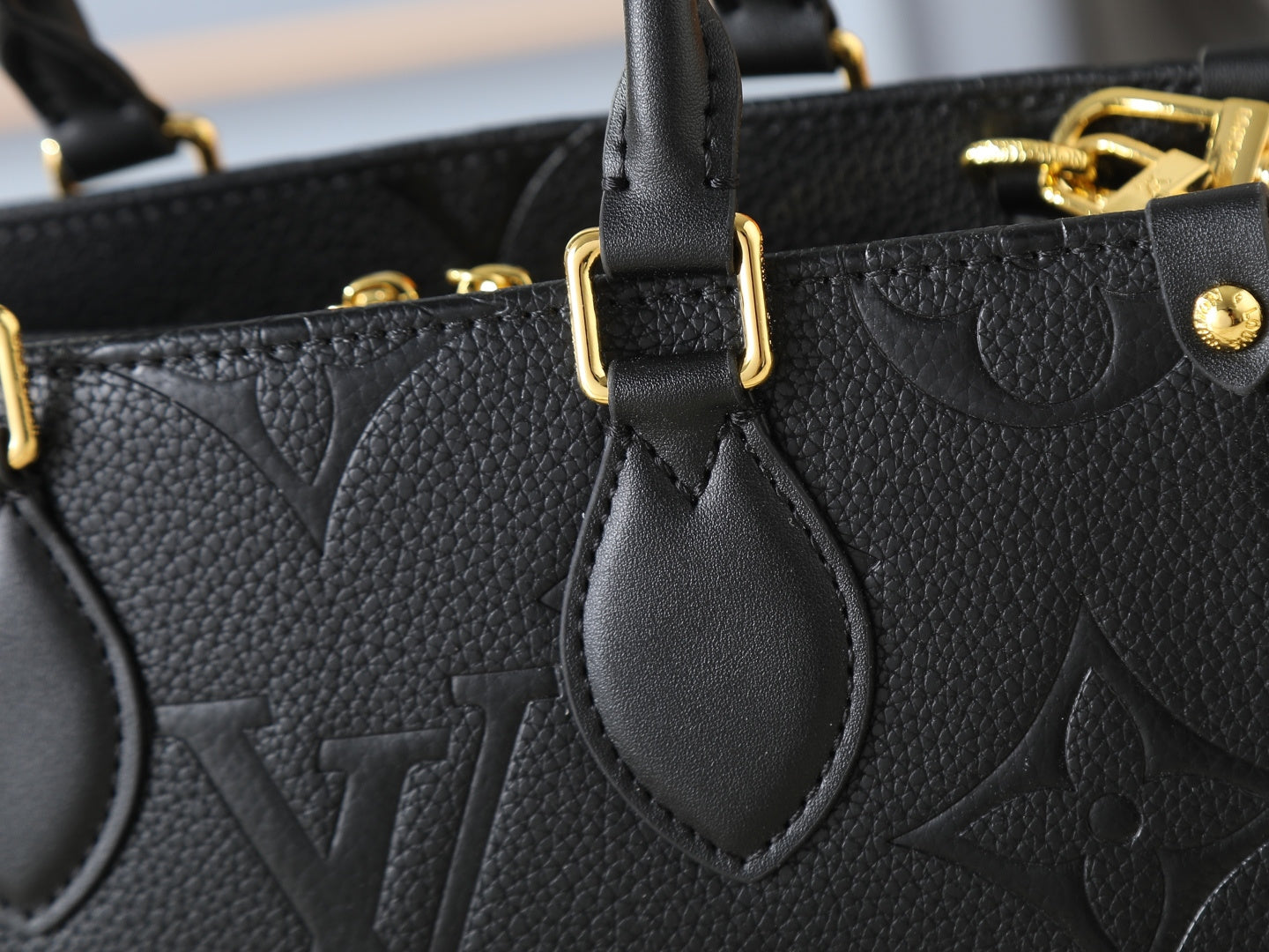LEM433 New arrive fashion black brown bag for woman hands bag beautiful gift to choose gift 25.0 x 13.0 x 10.0 cm