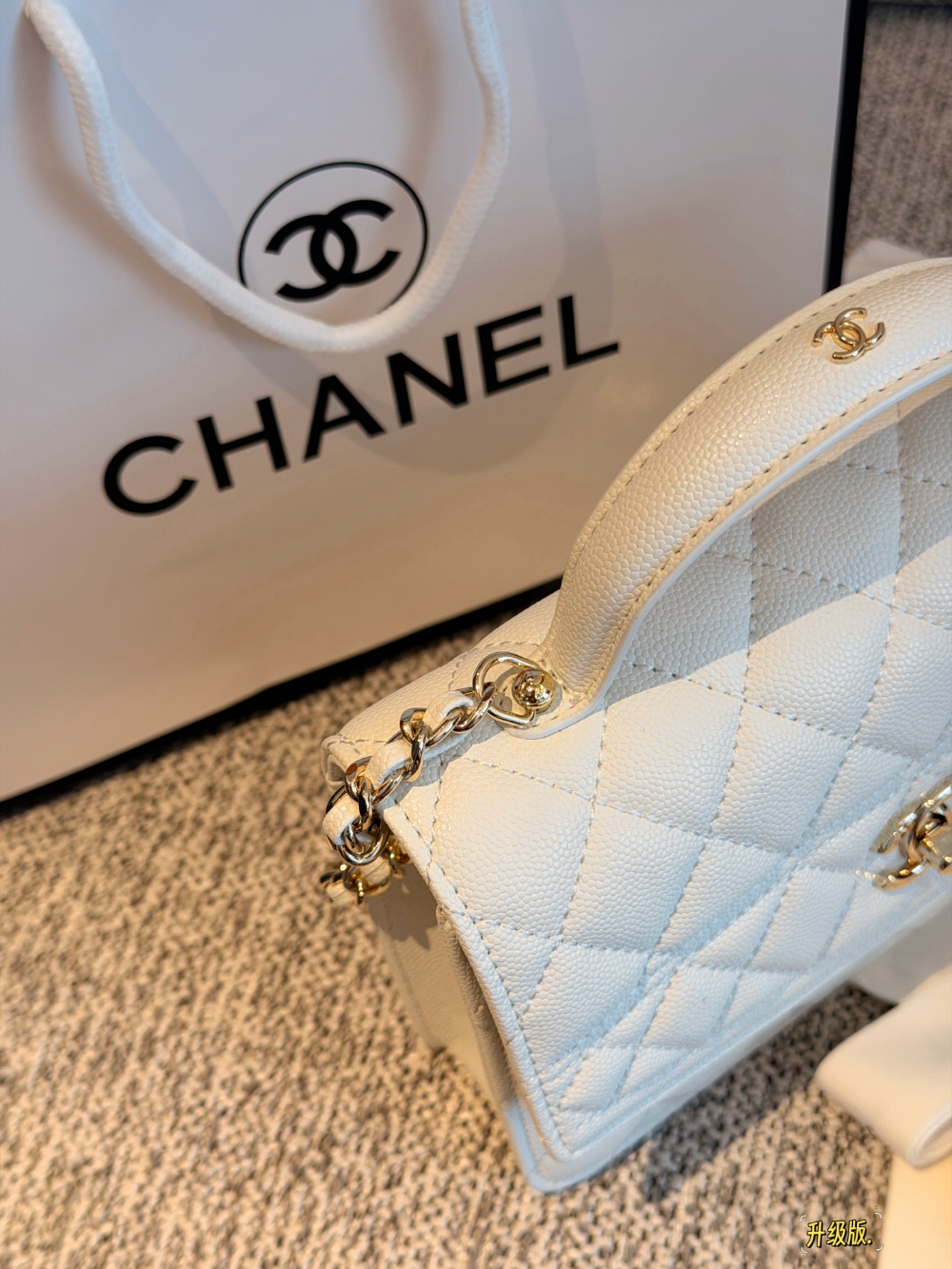 CEM305 New arrive fashion black white bag for woman hands bag beautiful gift to choose gift 21*15.5cm