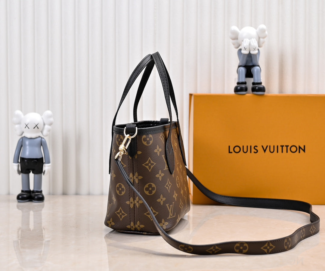 LEM368 New arrive fashion Travel design bag for woman beautiful gift to choose gift 24x14x9cm