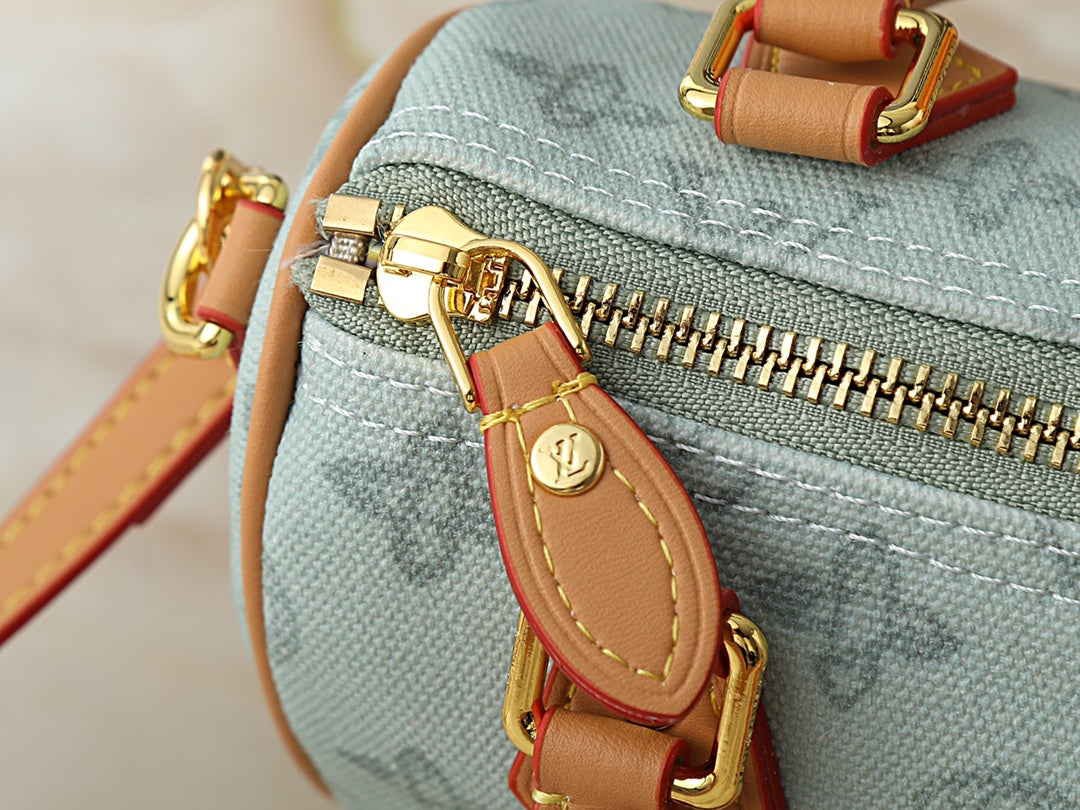 LEM45 New arrive fashion bag for woman beautiful gift to choose gift 16x10x7.5cm