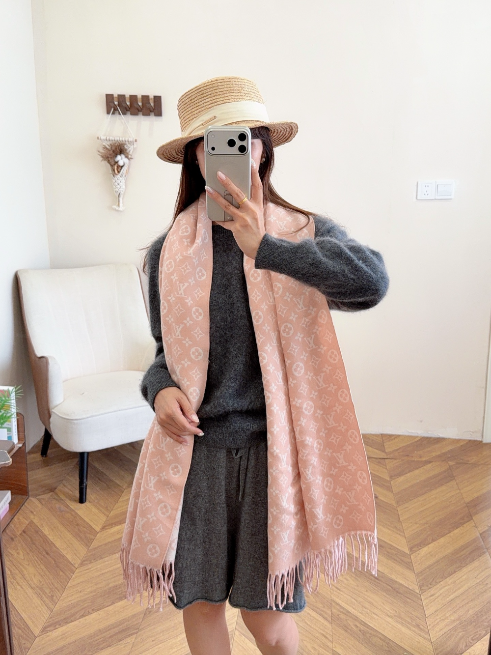 LEM528 new arrive  Hot sale black pink color fashion beautiful  scarf  for woman gift  to choose size 180*60cm