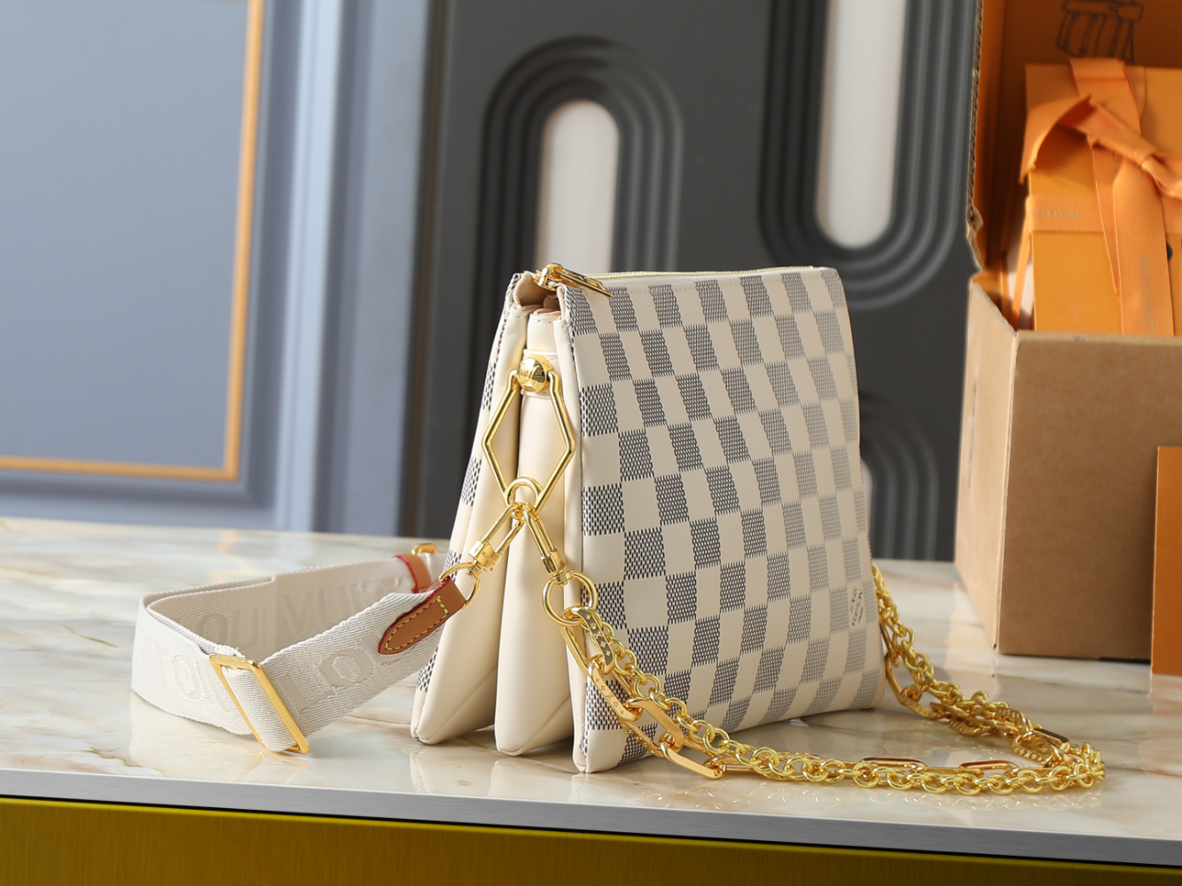 LEM504  New arrive fashion grayish white  bag for woman beautiful gift to choose gift size to choose 26 x 20 x 12CM