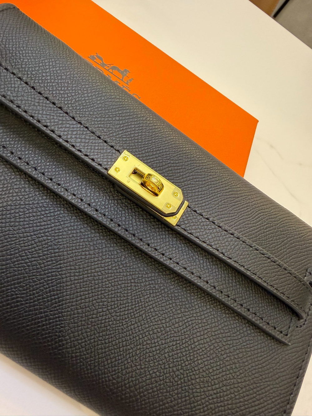 HEM149 New arrive fashion  black brown khaki blue white orange pink light blue  bag for woman hands bag beautiful gift to choose gift  21*14cm