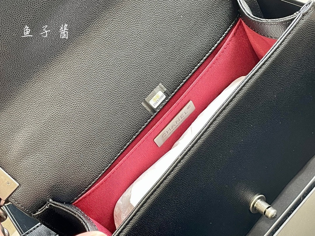 CEM11 New Arrive Hot Sale Black and Gold Color  Fashion Bag It Come with Box