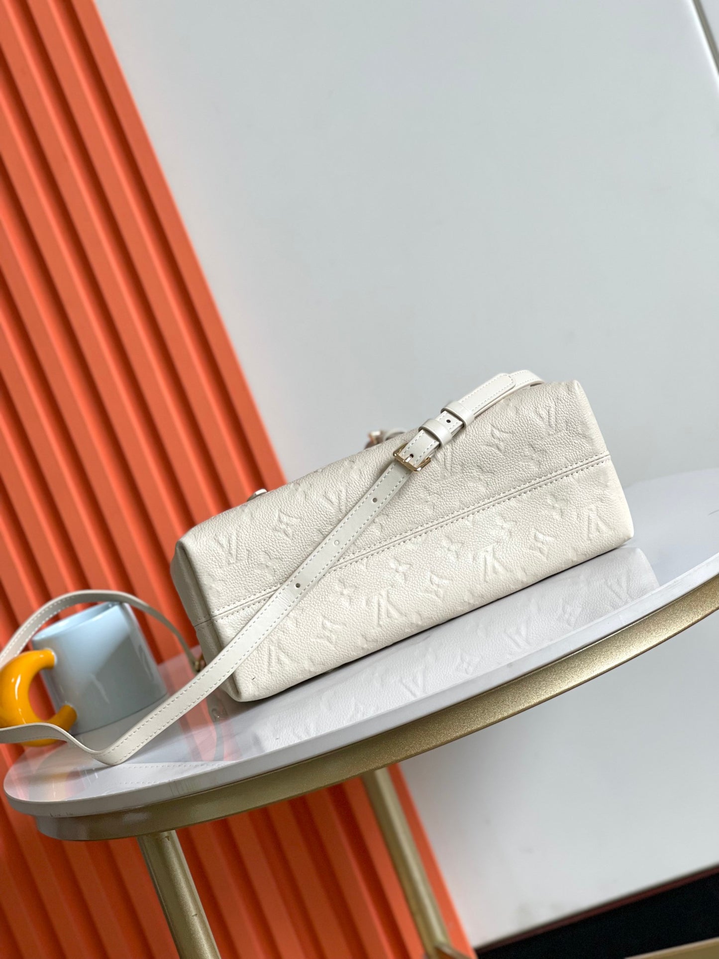 LEM360 Original Top-grade original single-layer leather New Genuine Leather Women's Crossbody Stewardess two size