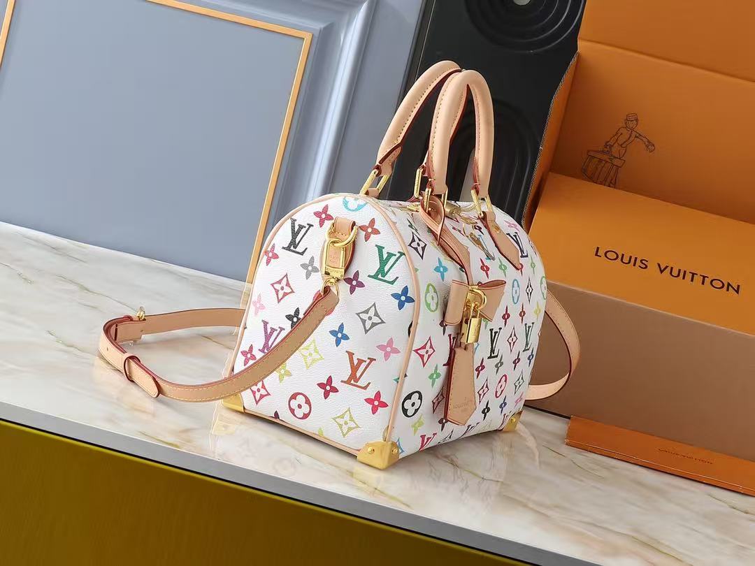 LEM57 new arrive  Hot sale color fashion beautiful  bag for woman gift  to choose