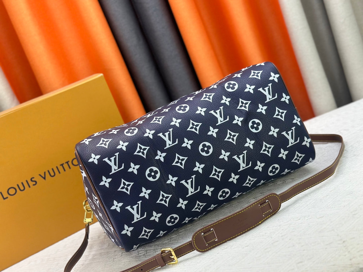 LEM289 Women Luxurys Designer Bag Crossbody Diane Baguette Classic Vintage Canvas Strap Flower Flap Embossed Letters Clutch Purse Shoulder Bags Tote Bag 30 x 21 x 17CM