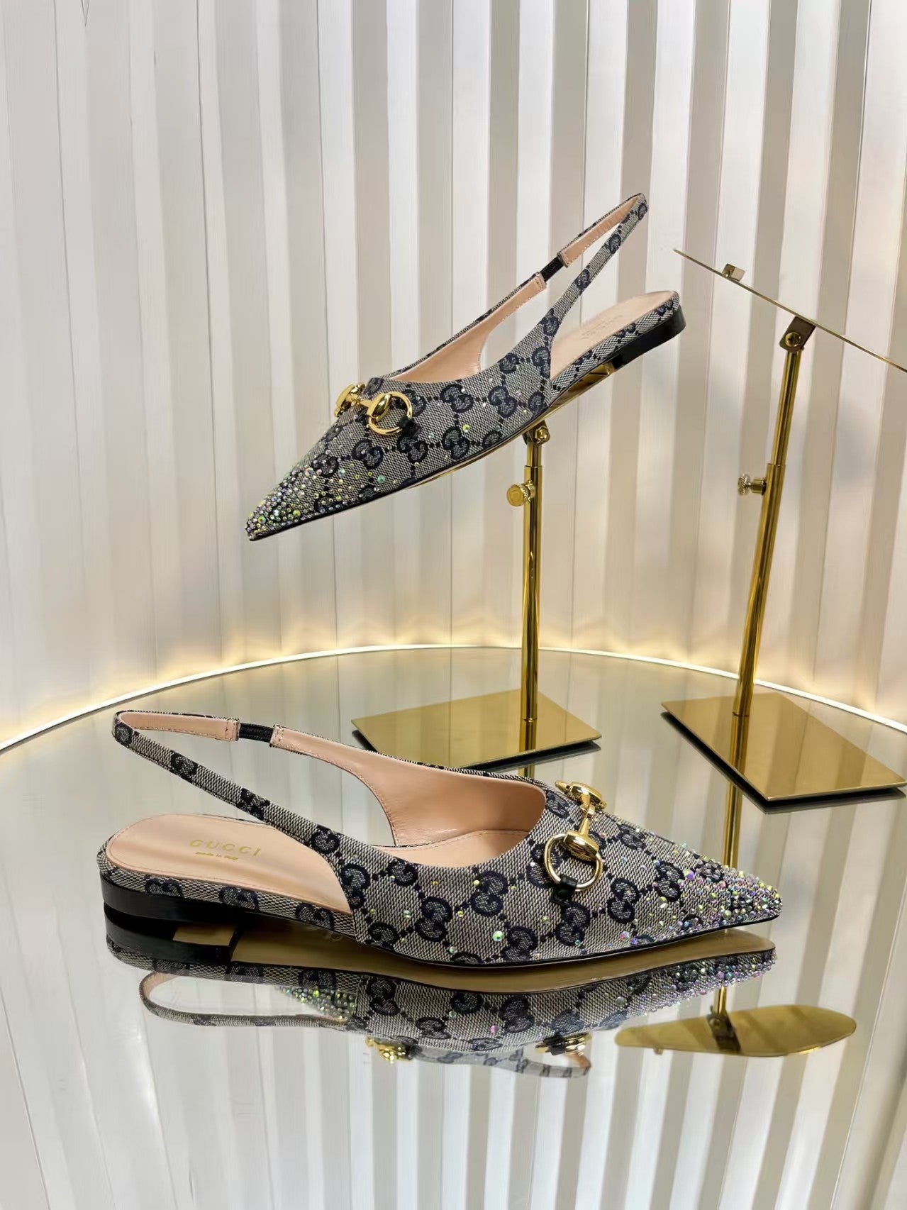 GEM138 Wholesale Outdoor Women men Shoes Famous Designer Brand Female Casual shoes Fashion for Lady