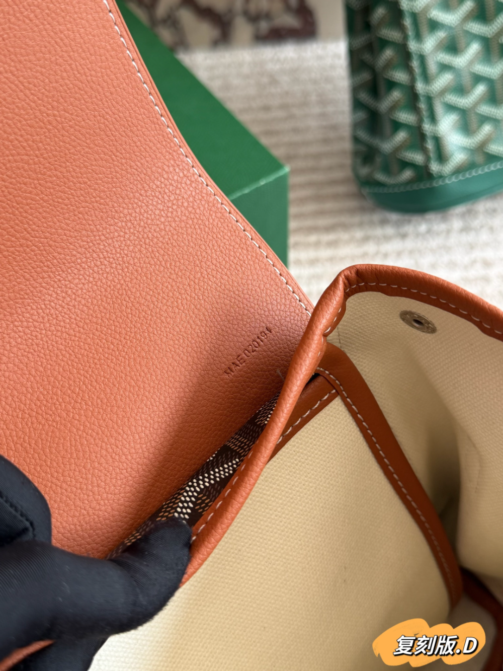 GOEM12 New arrive fashion red black white yellow blue green brown color bag for woman beautiful gift to choose size 20*23cm