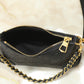 LEM465 New stylish and high-end black handbag with embossed gold chain design - versatile and casual single-shoulder crossbody bag for the arm 19 x 13 x 8 cm