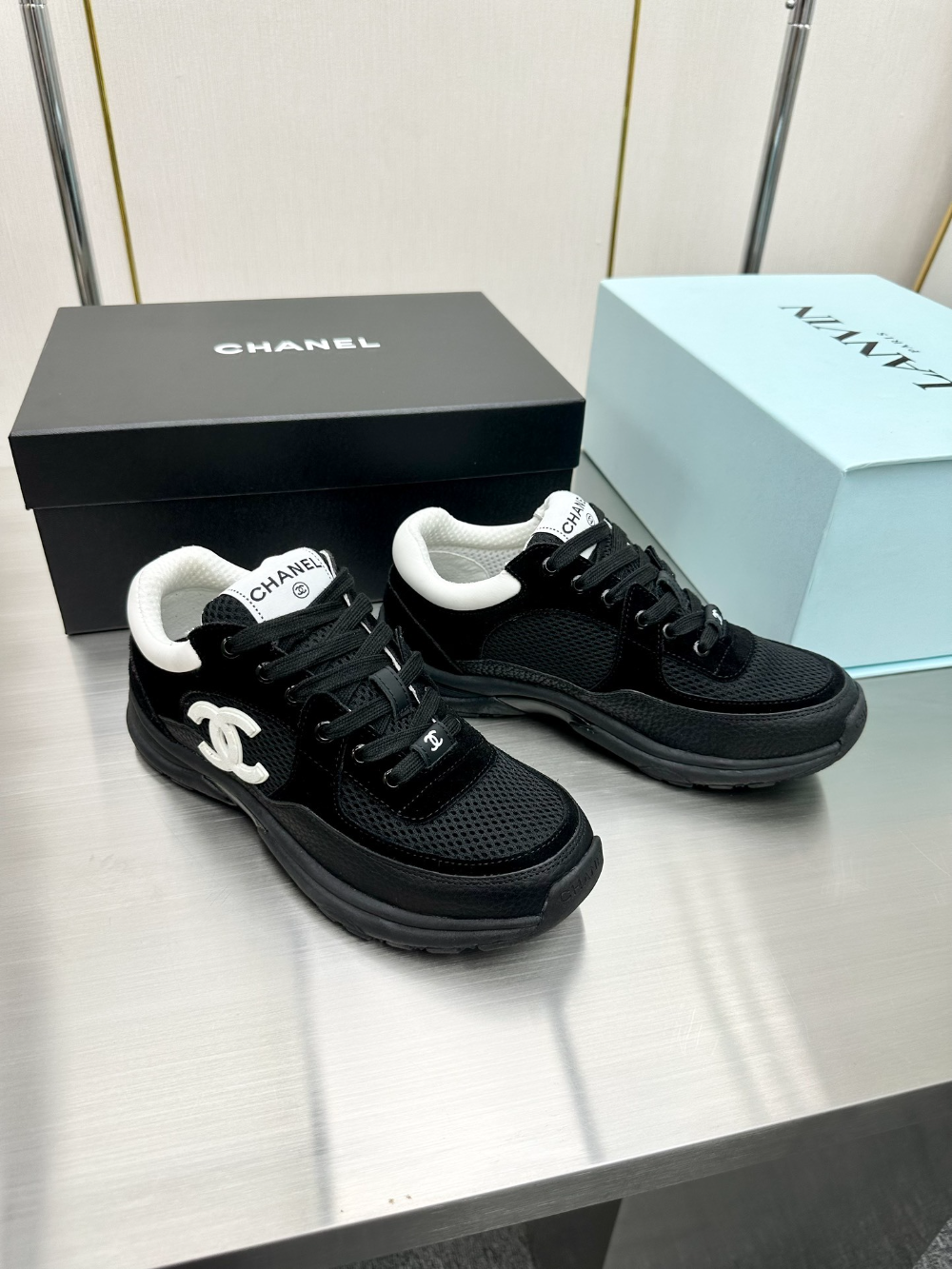 CEM229 New arrive fashion black and white shose for woman men beautiful gift to choose gift