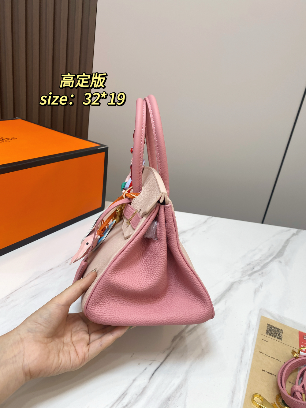 HEM120 New arrive fashion black white pink Ivory red brown Tan bag for woman hands bag beautiful gift to choose gift 32*19cm