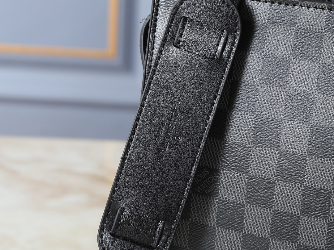 LEM330 Hot sale fashion black brown  bag for woman and men gift size 31*39*8.5cm