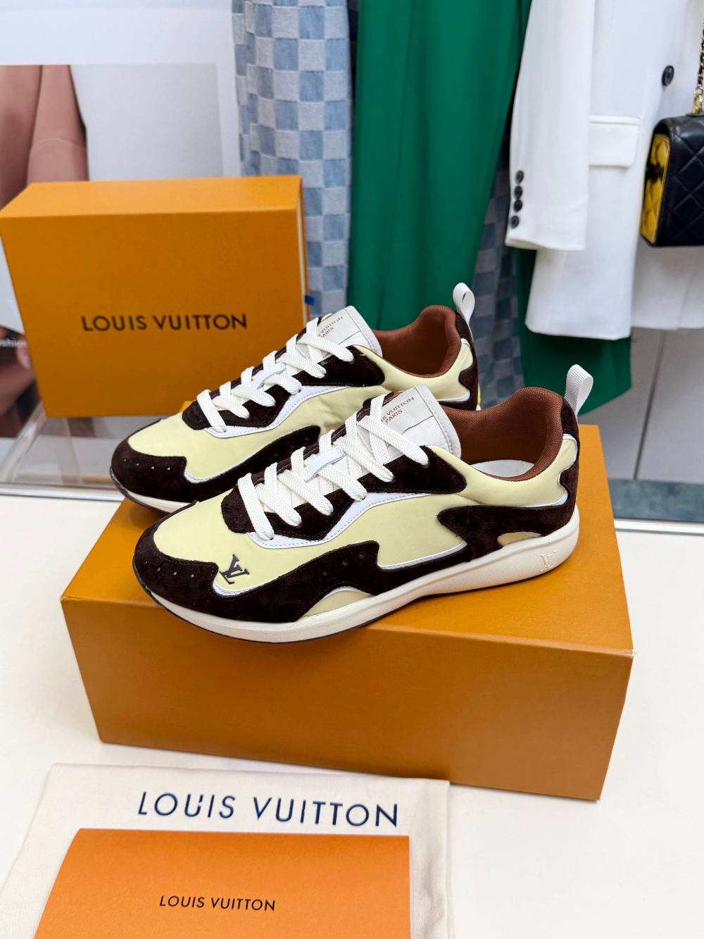 LEM551 New fashionable dark brown yellow women's shoes men's shoes available in various colors beautiful slippers excellent gift item size 39 to 46