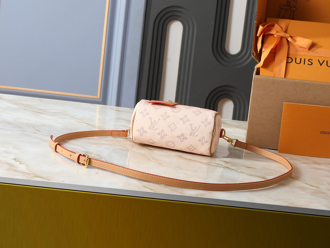 LEM45 New arrive fashion bag for woman beautiful gift to choose gift 16x10x7.5cm