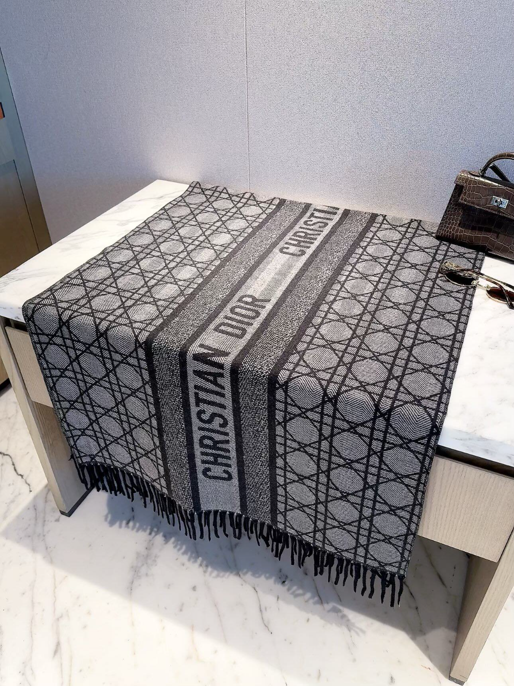 DEM341 new arrive  Hot sale grey brown color fashion beautiful  scarf  for woman gift  to choose size 180*60cm