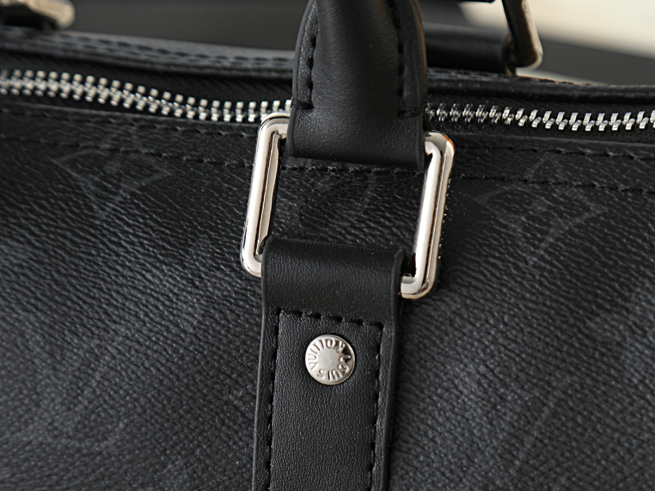 LEM432 New arrive fashion black white brown red khaki  bag for woman hands bag beautiful gift to choose gift 25.0 x 15.0 x 11.0 cm