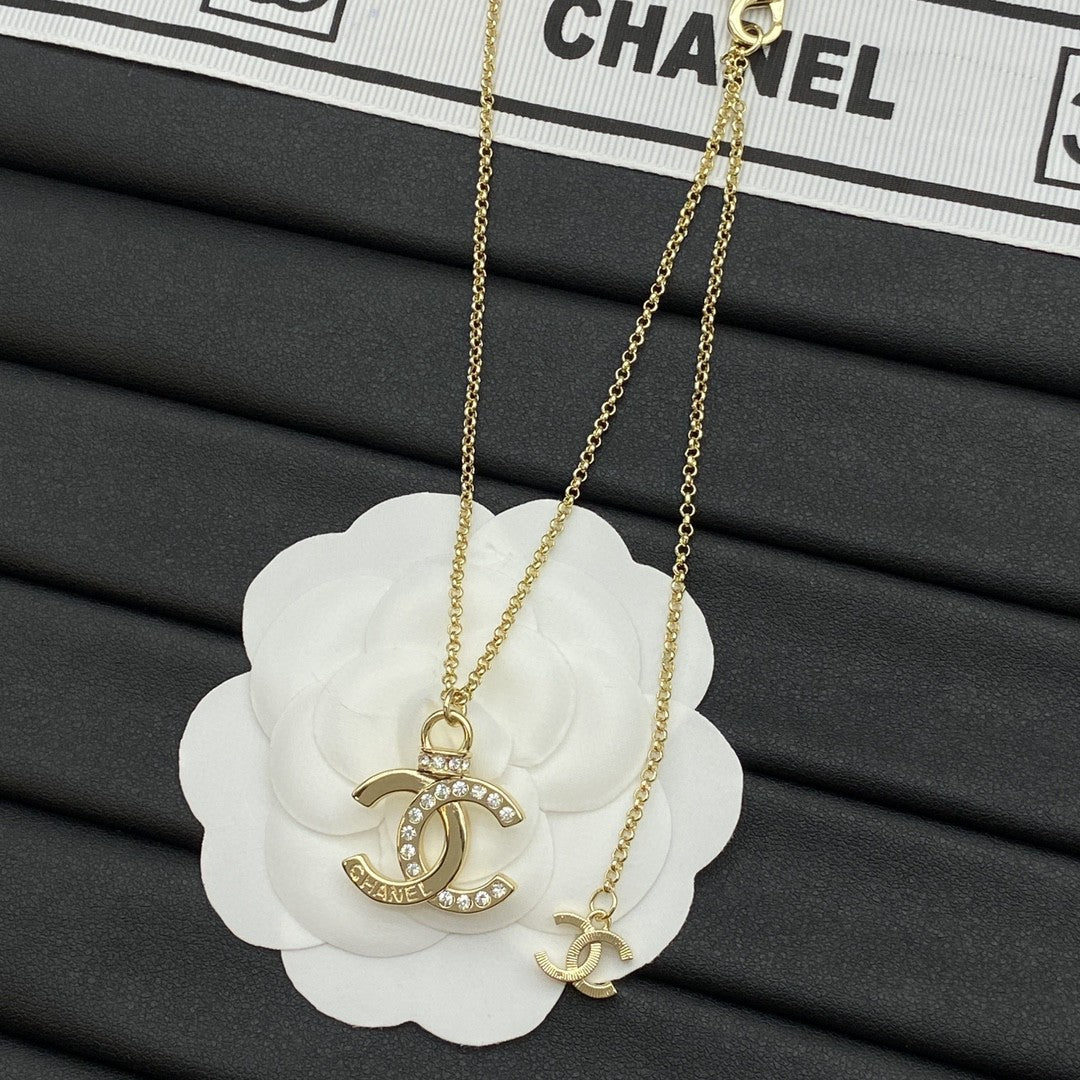 CEM219  New Arrive Fashion  Hot Sale  with Diamond Pearl Necklace for Woman Jewelry To Choose Gift