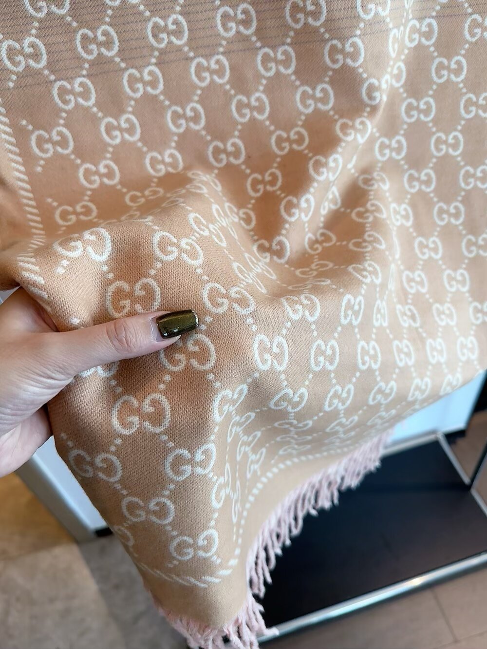 GEM125 new arrive  Hot sale 2color fashion beautiful  scarf  for woman gift  to choose no with box