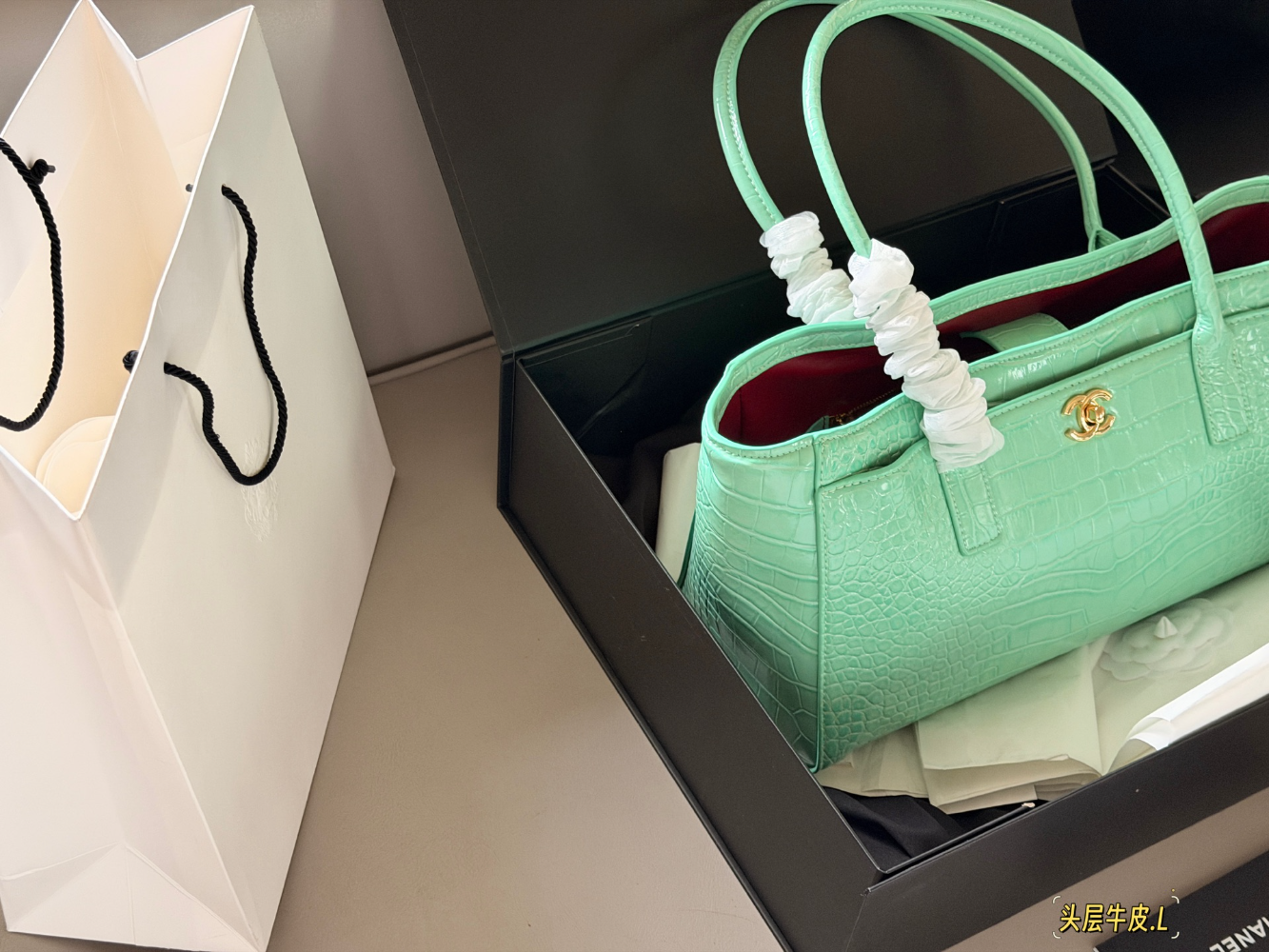 CEM290 New arrive fashion green bag for woman hands bag beautiful gift to choose gift 35*22cm