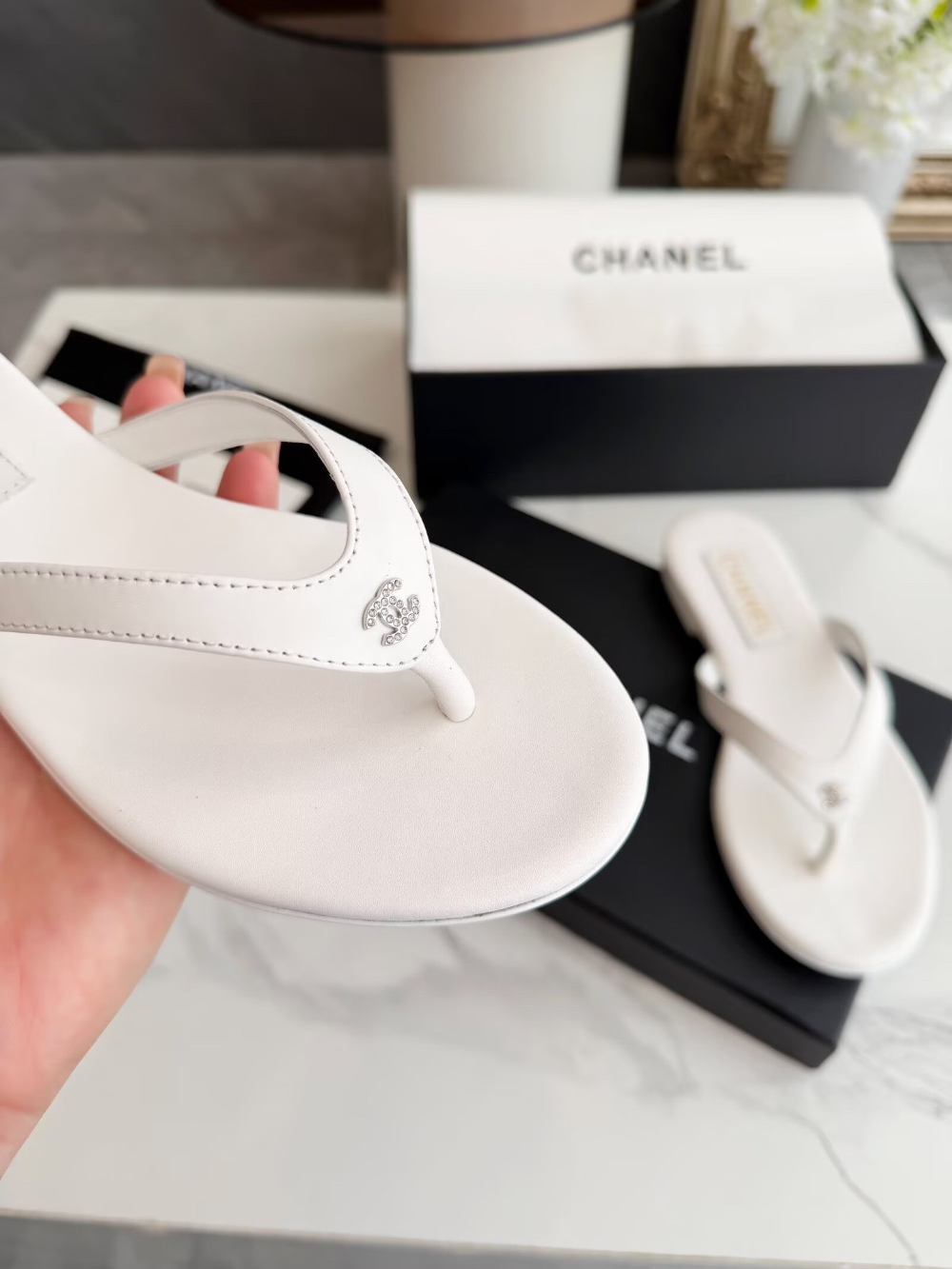 CEM338 New arrive fashion black white shose for woman beautiful Slippers gift to choose