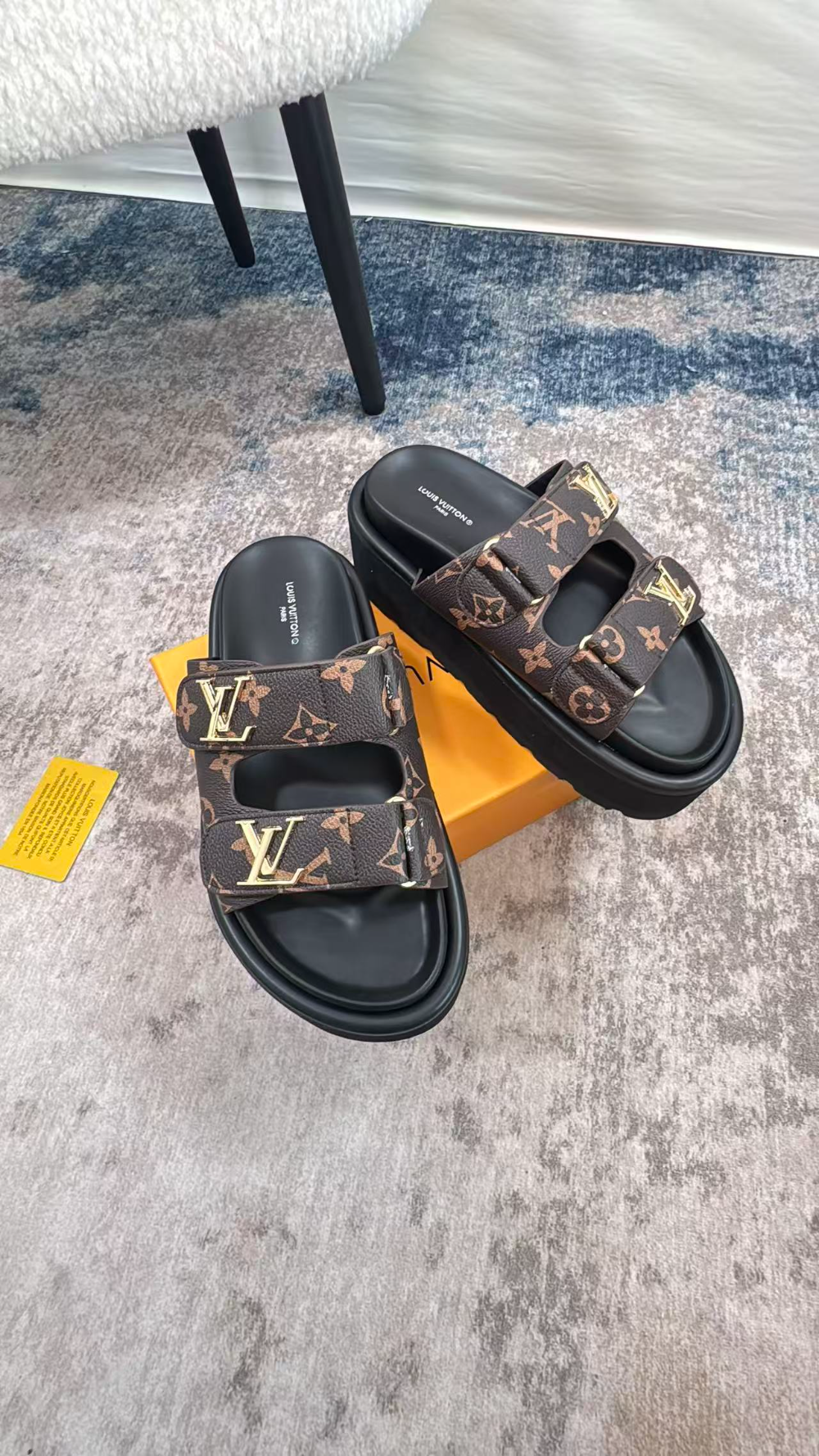 LEM500 New arrive fashion black brown shose for woman beautiful Slippers gift to choose