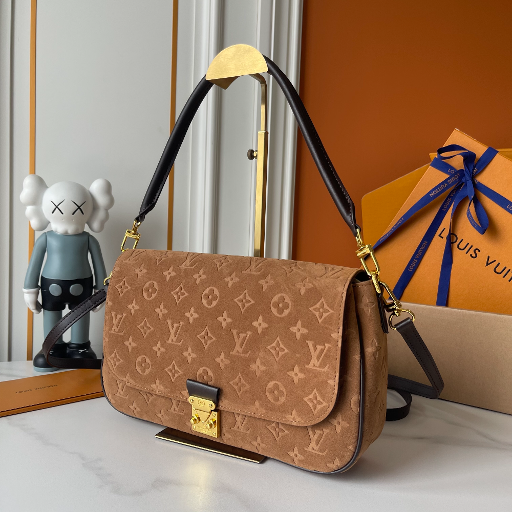 LEM630 New arrive fashion caramel bag for woman hands bag beautiful gift to choose gift  25 x 15 x 5 cm